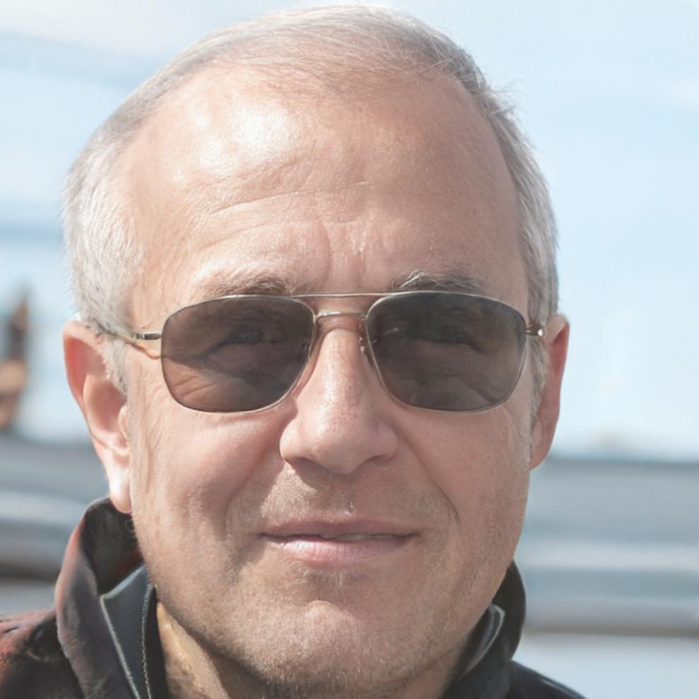 Emmerich Vögler, Senior Financial Analyst at Portal Future Tech